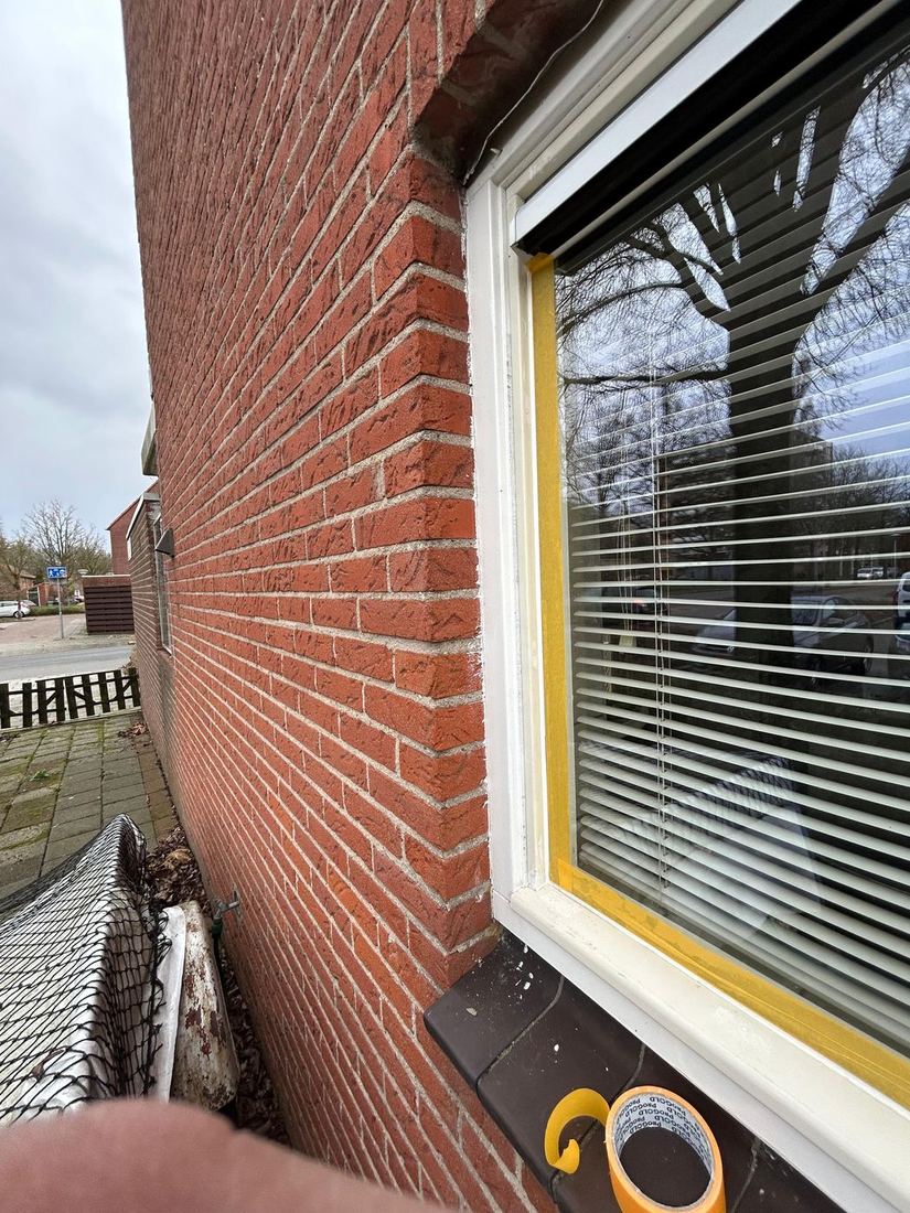 Houten buitenkozijn gelakt